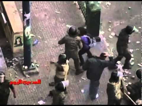 GRAPHIC: Video of brutal crackdown on Tahrir Sq protesters in Cairo