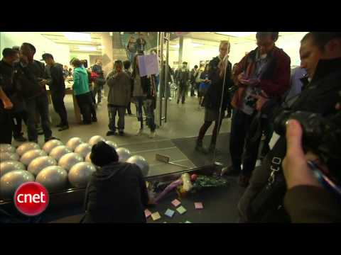 CNET News: Apple store reflections