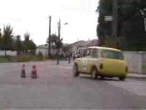 Mini Cooper Stunts