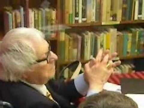 Ray Bradbury accepts Pulitzer, Aug 25, 2007