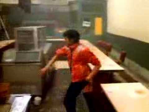 Michael Jackson - Beat It