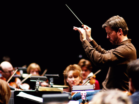 Edwin Outwater leads the Kitchener Waterloo Symphony in fresh music from the 40 and under crowd. 