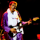 The blazing guitar phenomenon from Niger played live at New York's (Le) Poisson Rouge.