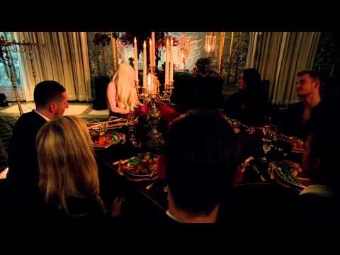 Lady Gaga - The Edge of Glory (A Very Gaga Thanksgiving)