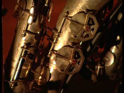 Andreas van Zoelen plays Glazounov Saxophone Concerto part 1