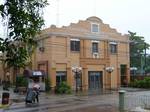 San Pedro Sula's Old Train Station, as most cities built under the Spanish colonial period, is divided in quadrants. Avenues in the city run from North to South and Streets run from East to West.