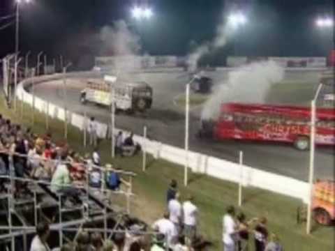 School bus demolition derby !