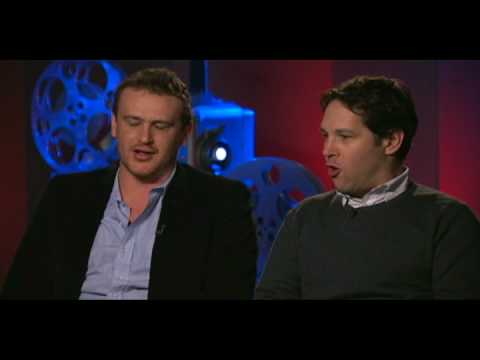 Jason Segel and Paul Rudd sing Les Mis