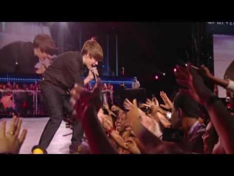 Justin Bieber Under The Mistletoe LIVE How To Love Lil Wayne Song Cover Never Say Never Christmas HD