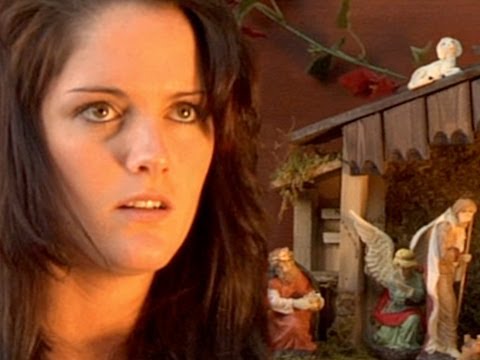 Kristen Stewart Explains Christmas!