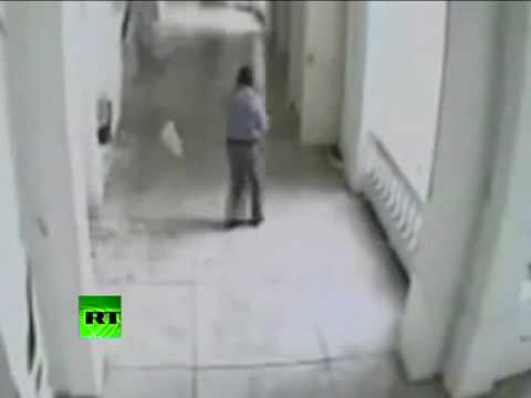 Earthquakes 2010: New unseen CCTV footage of Chile hotel tremors, Haiti Palace collapse