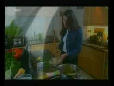 Ronni Ancona As Nigella