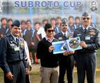 The Vice Chief of Air Staff, Air Marshal KK Nohwar releasing the souvenir of 52nd edition of the Subroto Cup Football Tournament and presenting the first copy to Mr. Baichung Bhutia, the former captain of Indian Football team during the Closing Ceremony of Subroto Cup Football Tournament - 2011 held at Dr. Ambedkar Stadium, New Delhi on November 25,2011.