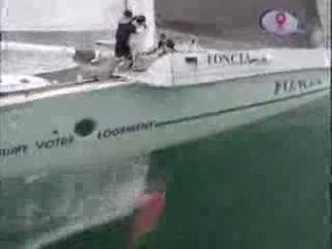 Trimarans - Lunatic Sailing