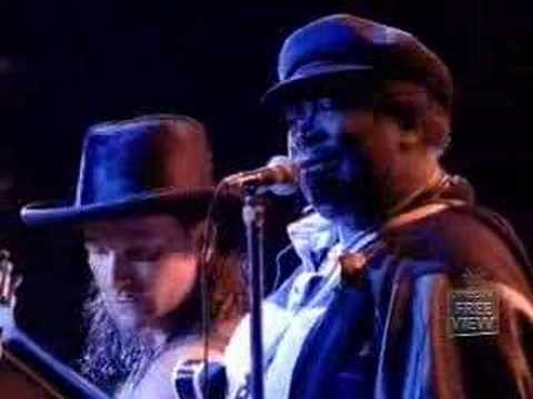 U2 & BB King: When Love Comes To Town