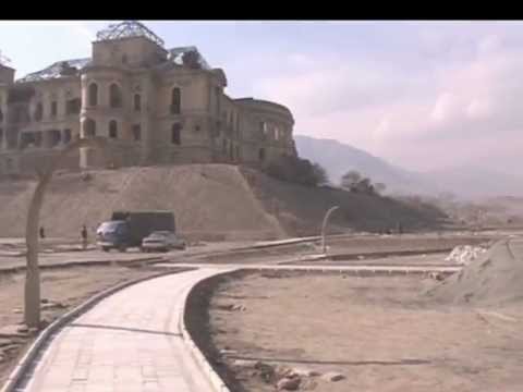 NATO in Afghanistan - Afghans donate cash to rebuild palace