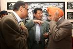 India Maj Gen (Retd) Helal Morshed Khan (centre), Chairman of the ?Mukti Jodha Sansad? in Bangladesh shares a moment with Brig (Retd) Sant Singh (right), a Mahavir Chakra recipient who was fondly addressed as ?Baba? by Mukti Jodhas at the interaction of mukti jodhas and Indian war veterans of the ?71 War, at the Army?s Fort William HQ in Kolkata in Eastern India City