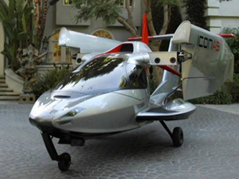 A Plane You Can Park in the Garage: The ICON A5