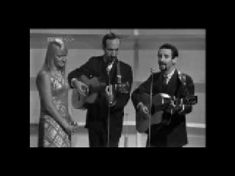 Peter Paul & Mary - Puff the Magic Dragon