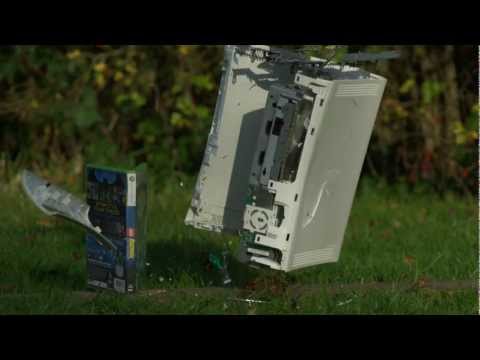 Sledgehammer vs Xbox 360 in Slow Motion - The Slow Mo Guys