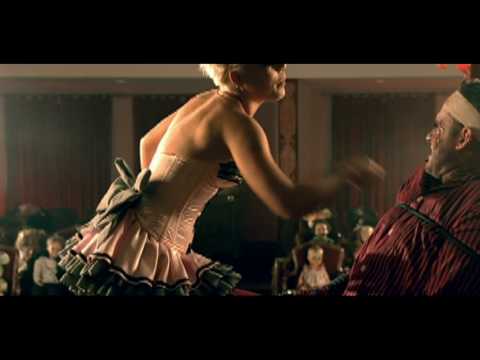 P!nk - Please Don't Leave Me