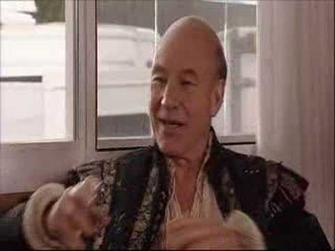 Patrick Stewart on Extras