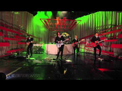 Foo Fighters - This Is A Call (Live on Letterman)