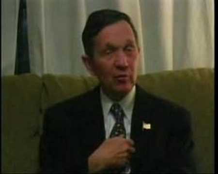 Dennis Kucinich asked about Ron Paul on Free Minds TV