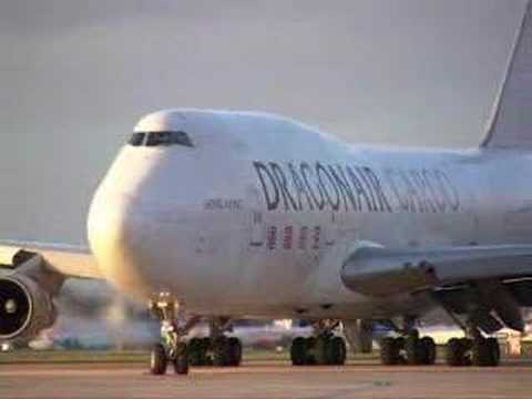 Dragon Cargo 747-300