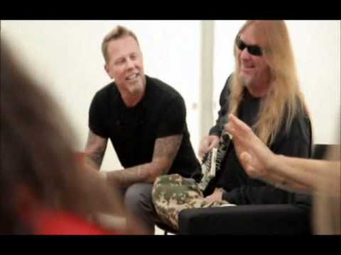 (Metallica) James Hetfield hanging out with Slayer (big 4 moment in Sofia)