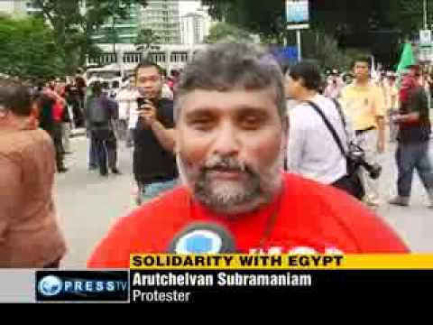 Malaysian protesters call for Egyptian President to step down