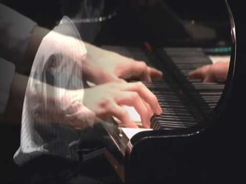 Yiruma - River Flows in You