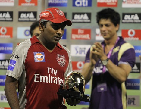 INDIA-KING-PUNJAB-PLAYERKings XI Punjab's M Jayawardene acknowleges the crowd after his century during the IPL T20 match against Kolkata Knight Riders at Eden Gardens in Kolkata  in Eastern India City ---- WN/BHASKAR MALLICK