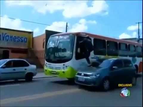 Driver has road rage attack and destroy buses in Sao Paulo