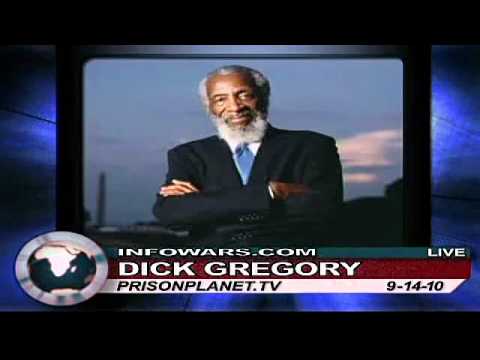 Civil Rights Icon Dick Gregory: The Social Engineers are Here to Divide and Conquer Us 1/4