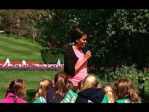 First Lady Michelle Obama Hosts 2012 Spring Garden Planting