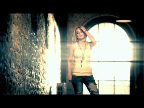 Kellie Pickler - Tough