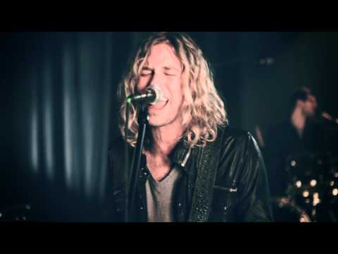 Casey James - Crying On A Suitcase (Live Rehearsal 2.22.12)