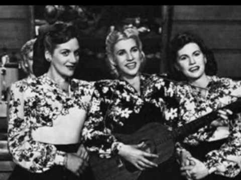 The Andrews Sisters - Rum and Coca Cola