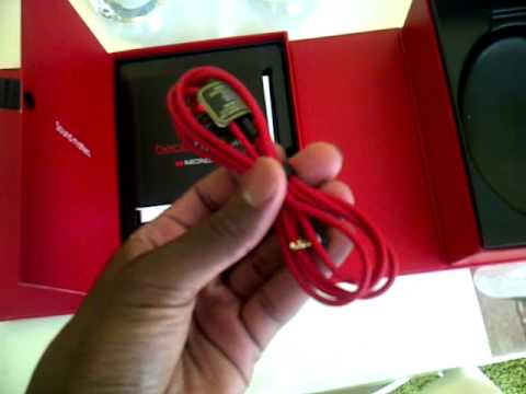 Beats by Dr. Dre (Solo HD) PRODUCT RED Special Edition (Unboxing)