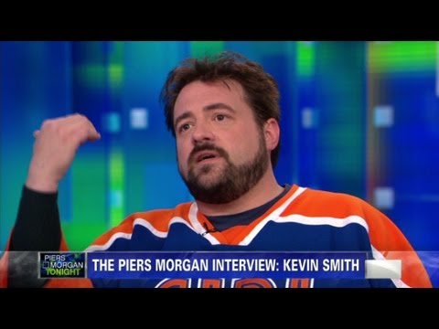 Kevin Smith defends his gay brother