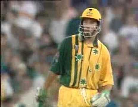 Michael Bevan last ball four - SCG 1995/96