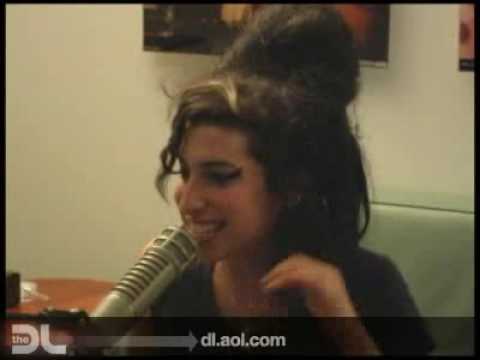 The DL - Amy Winehouse 'Rehab' Live!