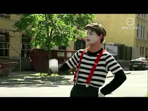 Mime is Money (New Old School Street Pantomime)