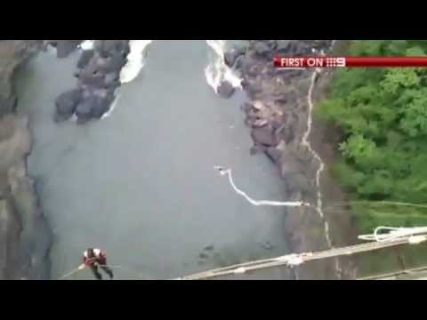 Aussie tourist's bungee cord snaps