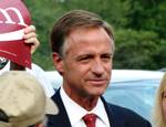 Knoxville mayor and Tennessee GOP gubernatorial candidate Bill Haslam addressing supporters before the Highlands Town Hall Debate at Tennessee Tech University. Date 14 September 2010