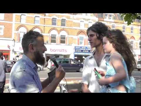 Christian becomes Muslim - Street Dawah