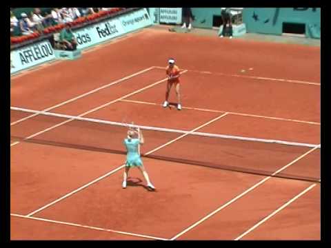 Martina Navratilova & Jana Novotna vs Nathalie Tauziat & Iva Majoli legends 3