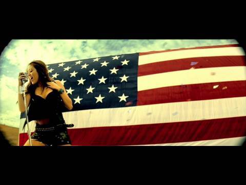 Miley Cyrus - Party In The USA