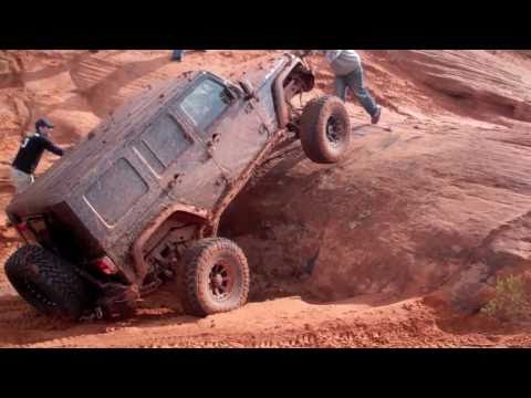 Modified Jeep Wrangler vs Sick Ford Bronco II vs Toyota Tacoma Buggy, Off road Evolution